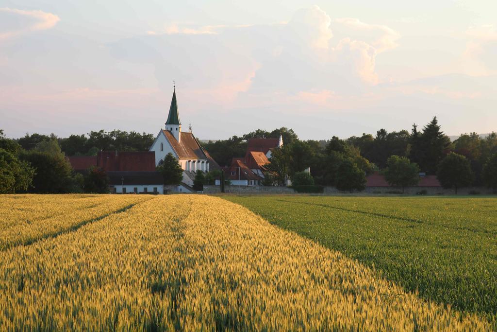 Tagungshaus Kloster Heiligkreuztal Altheim  Zewnętrze zdjęcie